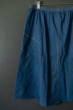 Load image into Gallery viewer, A-line denim skirt
