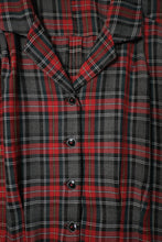Load image into Gallery viewer, Plaid button up blouse
