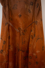 Load image into Gallery viewer, Autumn slinky dress
