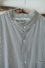 Load image into Gallery viewer, Vintage stripe button up
