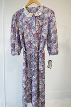 Load image into Gallery viewer, &quot;Sue Sherry&quot; lace trimmed floral dress
