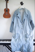 Load image into Gallery viewer, 90s denim trench
